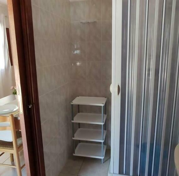 استودیوی استاندارد, Residence Carabella