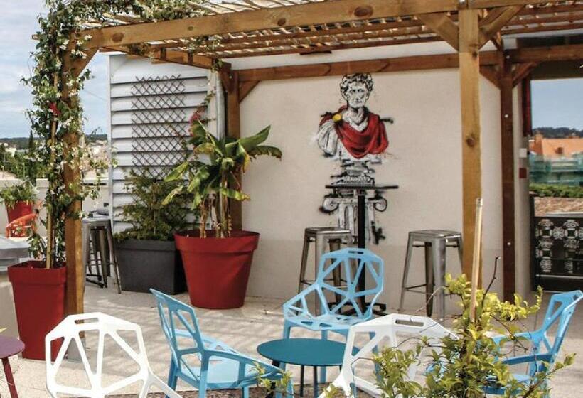 Номер Стандарт, Hostel Vertigo Nîmes Gare Centre