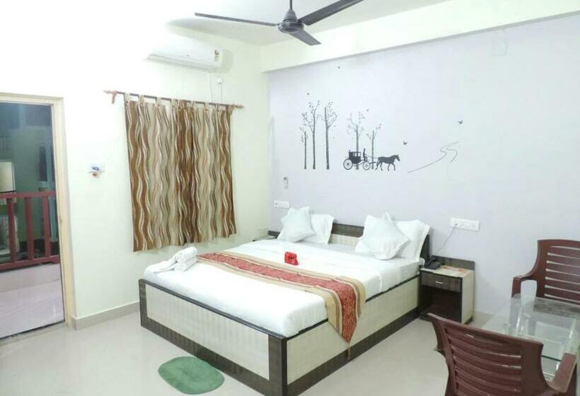 اتاق سوپریور با تخت بزرگ, Beach Facing Resort Mandarmani