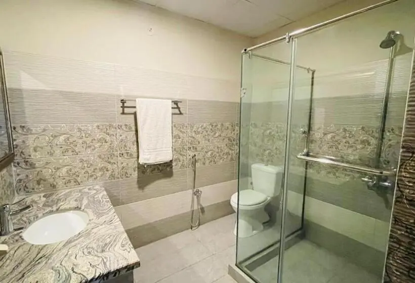 اتاق استاندارد یک نفره, Golden Sand Hotel Rahim Yar Khan