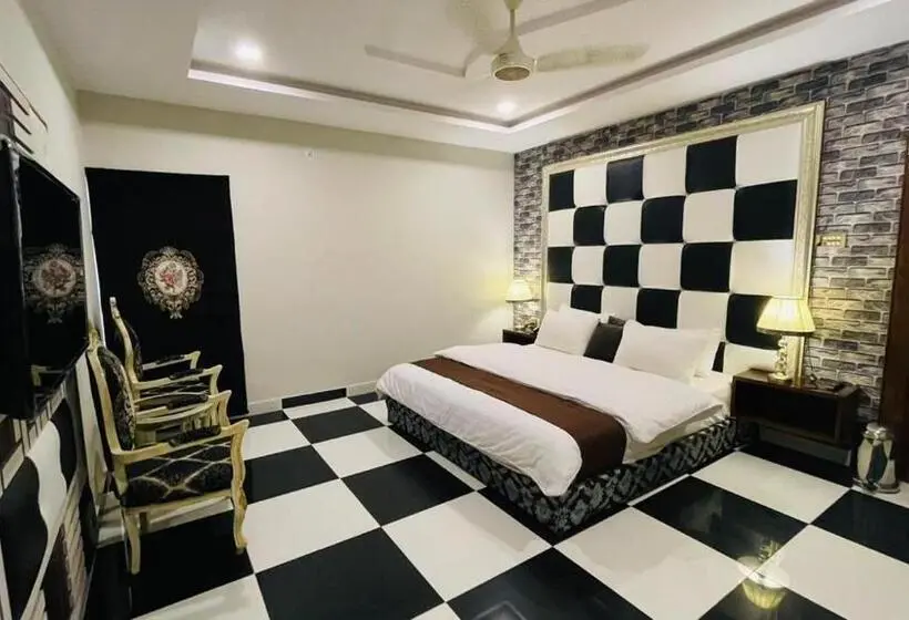 اتاق استاندارد یک نفره, Golden Sand Hotel Rahim Yar Khan