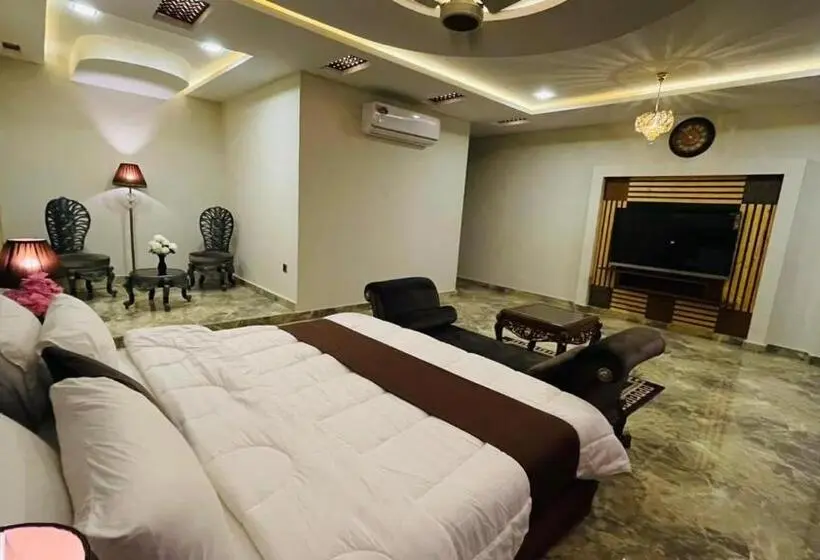 سوییت اجرایی, Golden Sand Hotel Rahim Yar Khan
