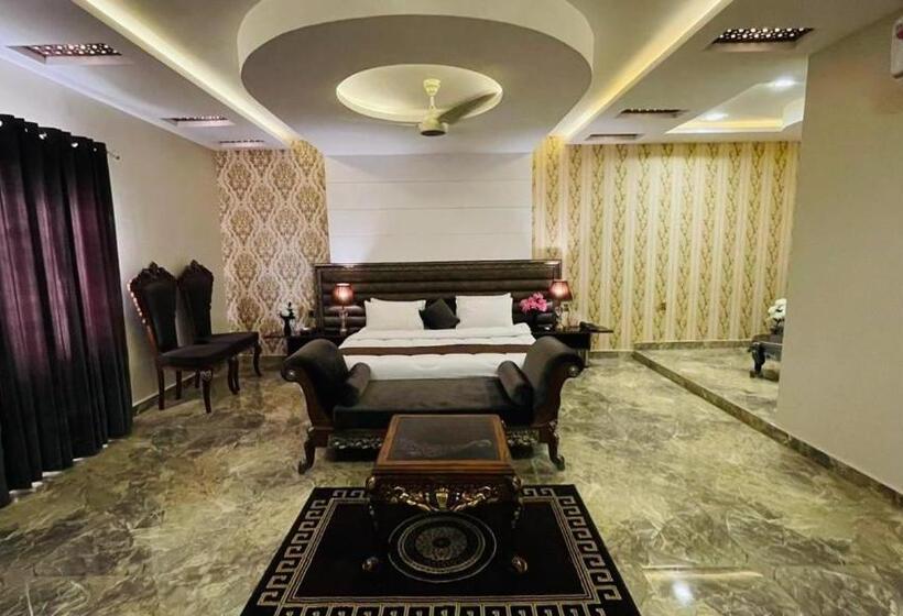 سوییت اجرایی, Golden Sand Hotel Rahim Yar Khan