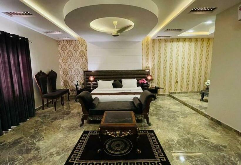 اتاق استاندارد یک نفره, Golden Sand Hotel Rahim Yar Khan