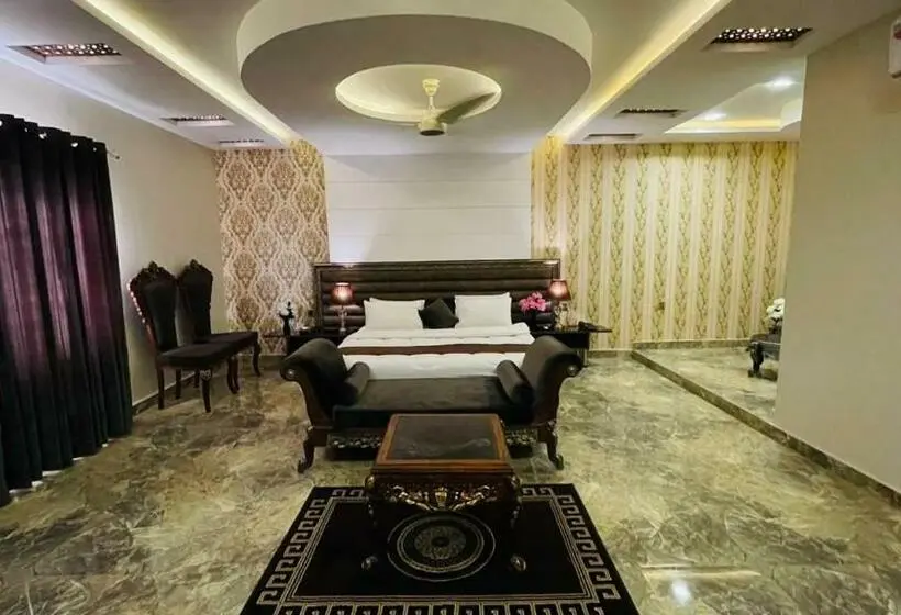 اتاق استاندارد یک نفره, Golden Sand Hotel Rahim Yar Khan