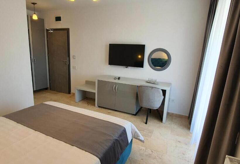 חדר סטנדרט עם מרפסת, Roca Del Mar