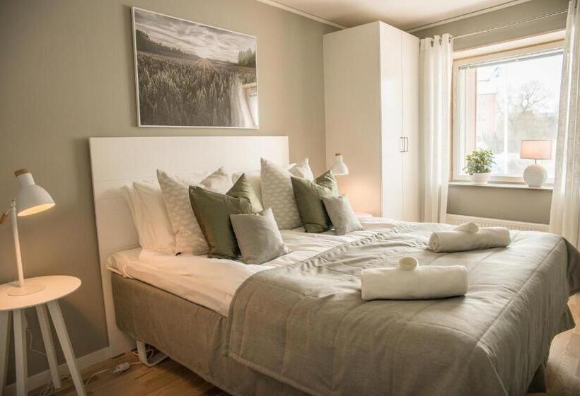 Апартаменты 2 Спальни, Sky Hotel Apartments Valla Berså