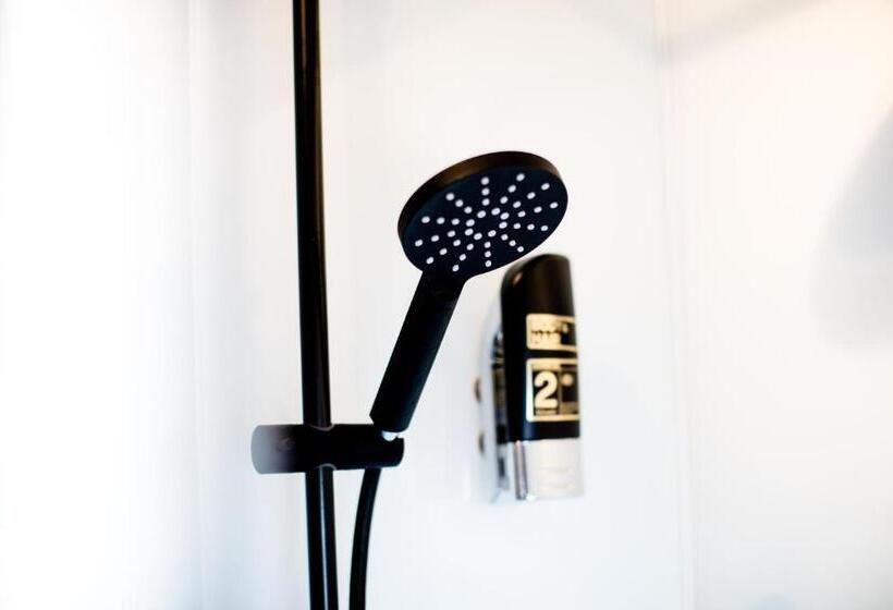 デラックスルーム, Du Commerce