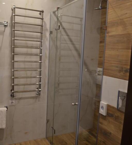 标准间, Optima Collection Bergshloss Rivne