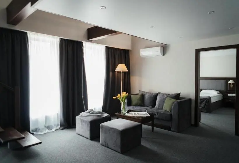 スイート（家族用）, Optima Collection Bergshloss Rivne