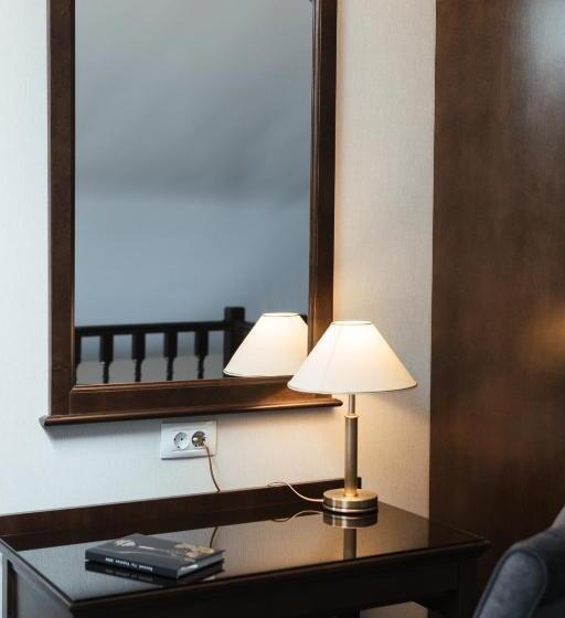 家庭套房, Optima Collection Bergshloss Rivne