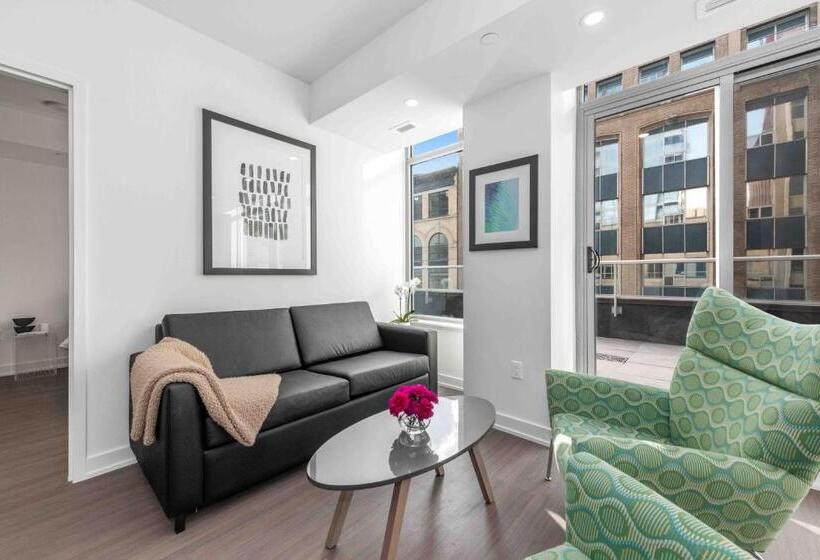 带2个卧室的套房, Restays Ottawa