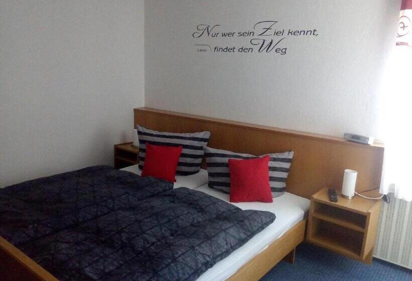 标准间, Am Hermannsbachl