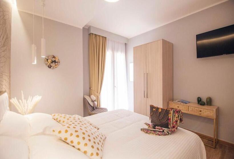 اتاق لوکس, Villa Teresina