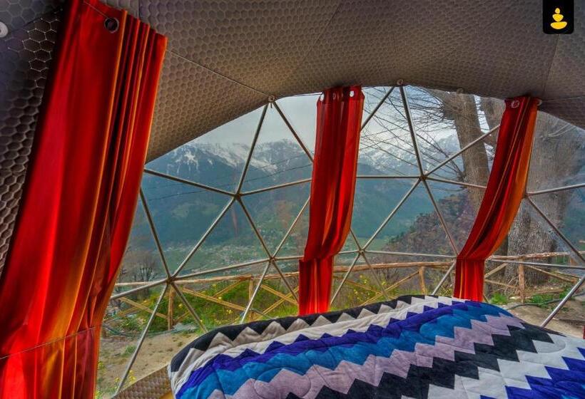 Standard Studio Views, Livingstone Snow Region Campsite