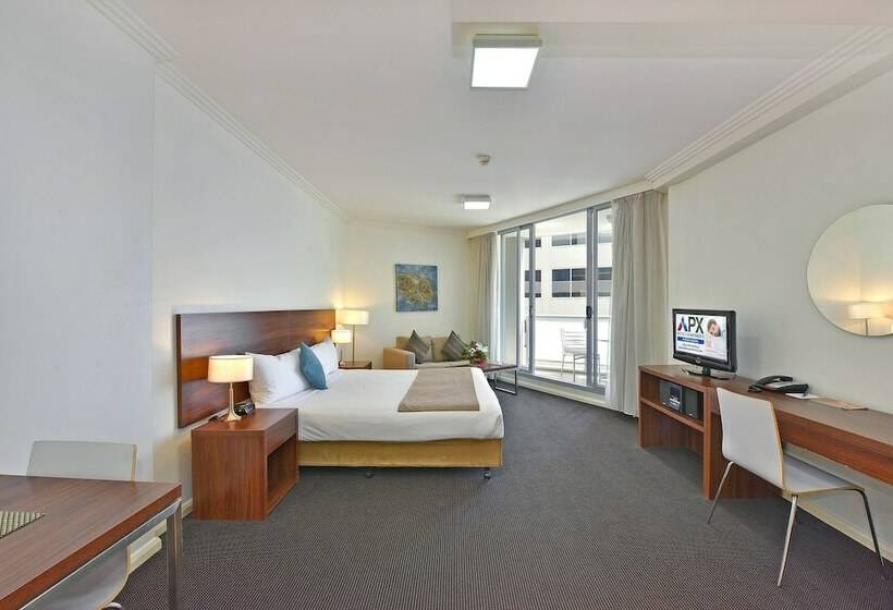 استوديو إدارى, Apx World Square