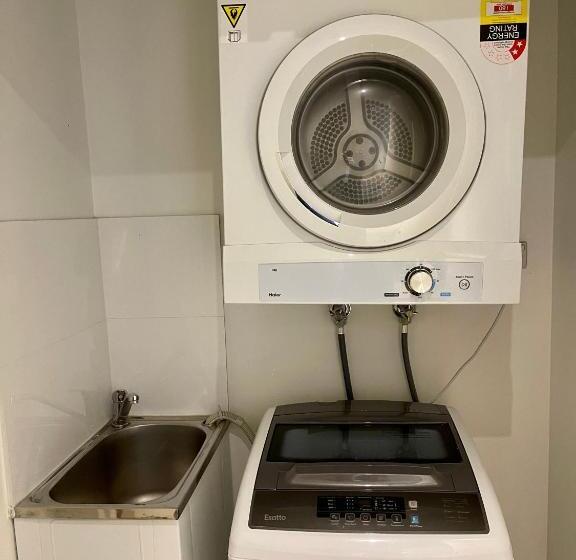 شقة إدارية غرفتين نوم, Apx World Square