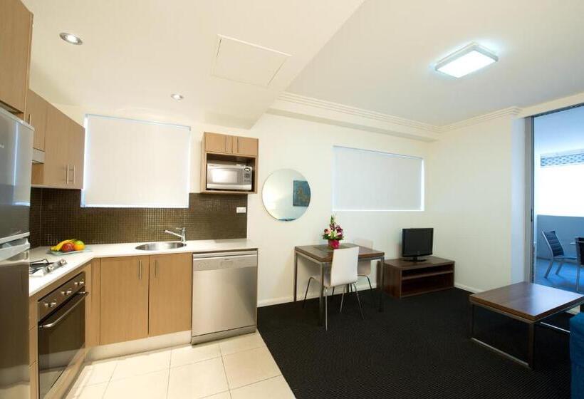 استوديو إدارى, Apx World Square