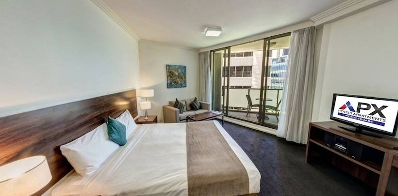 إستديو قياسى مزود بشرفة, Apx World Square