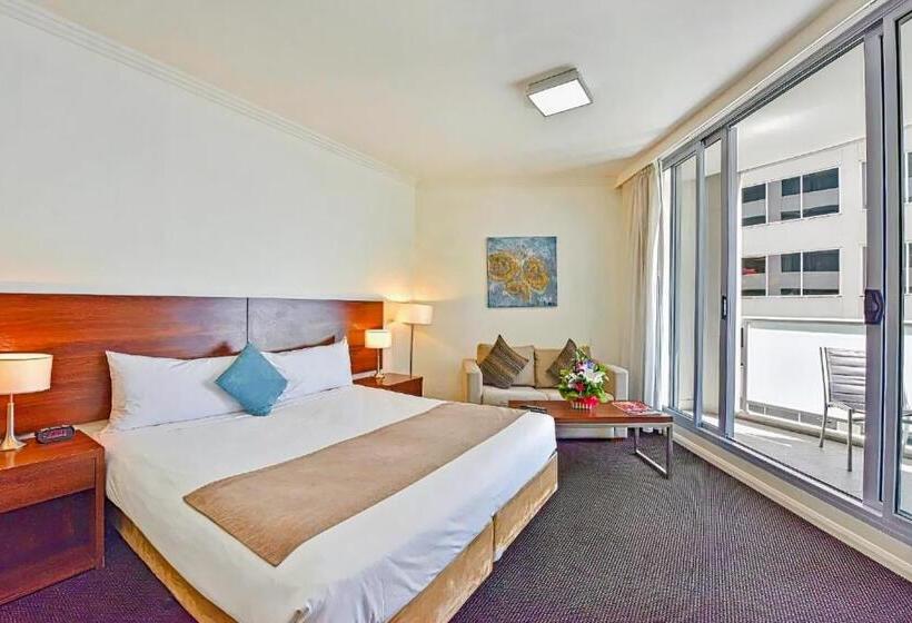 إستوديو قياسي مطل على المدينة, Apx World Square