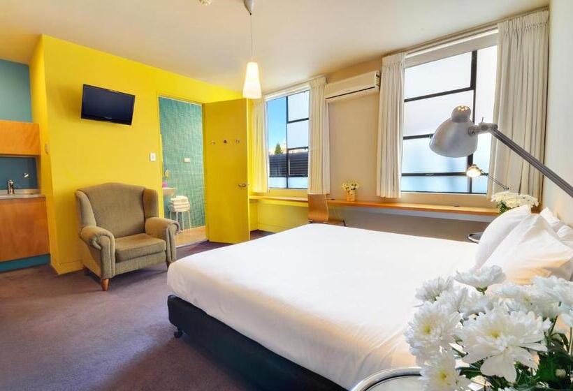 غرفة قياسية سرير كينج, Dive