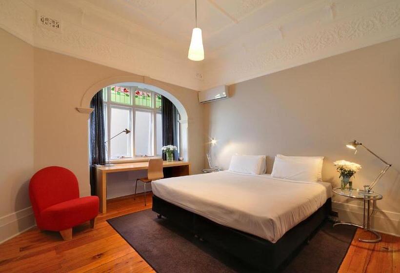 غرفة قياسية سرير كينج, Dive