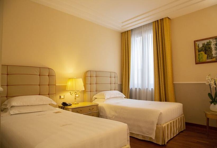 Deluxe Zimmer, Golden Tower Hotel & Spa