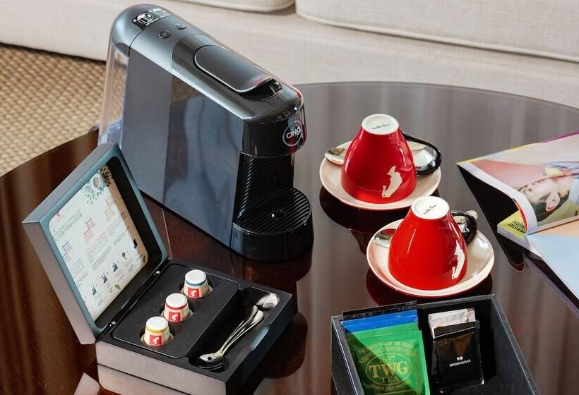 חדר סטנדרט מיטה זוגית נוף לים, Le Méridien Shimei Bay Beach Resort & Spa