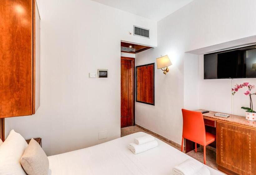 חדר סטנדרט, Max