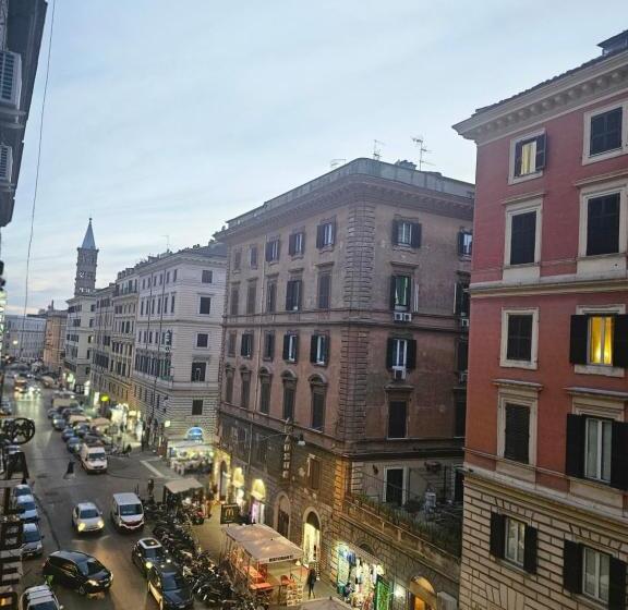 חדר סטנדרט יחיד, Max