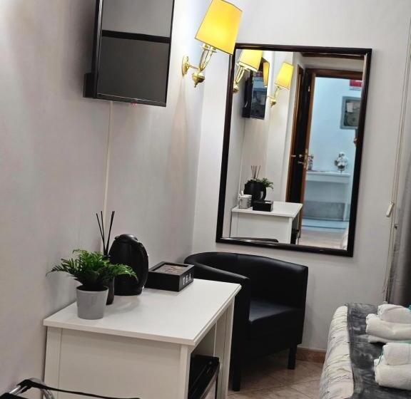 חדר סופריור, Max