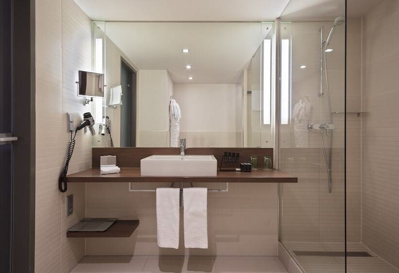 高级客房, Melia Düsseldorf