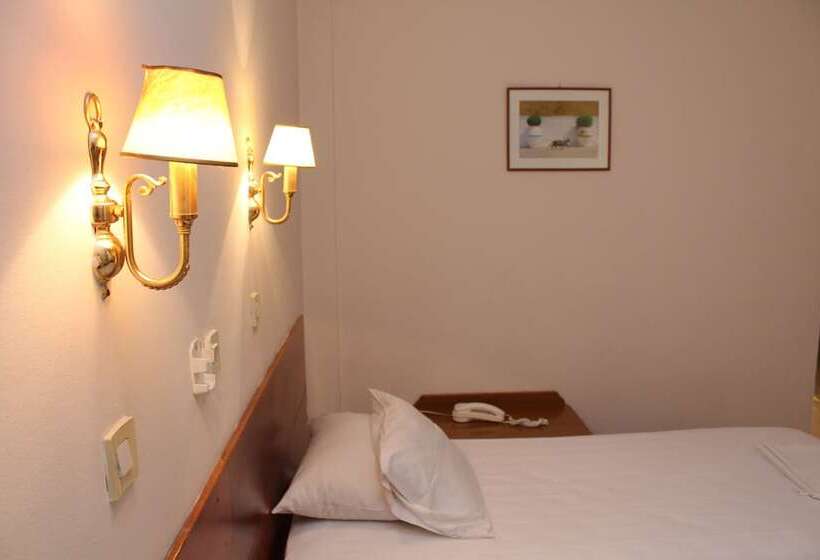 スタンダードルーム, Nefeli