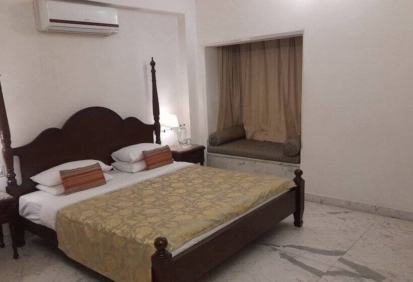 اتاق لوکس, Rampratap Palace By Fateh Collection