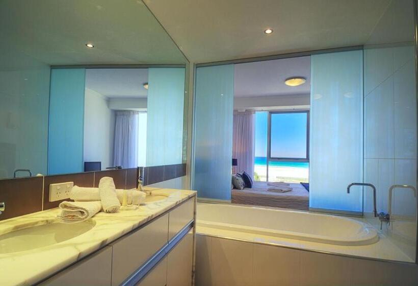 Апартаменты 2 Спальни Вид на Море, Reflections Tower Two