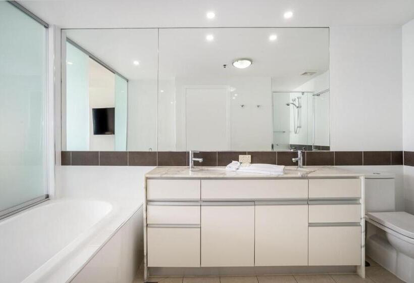 Апартаменты 3 Спальни Вид на Море, Reflections Tower Two