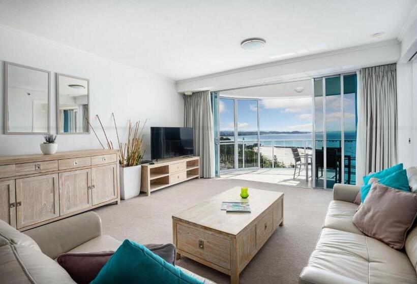 Апартаменты 1 Спальня Вид на Море, Reflections Tower Two