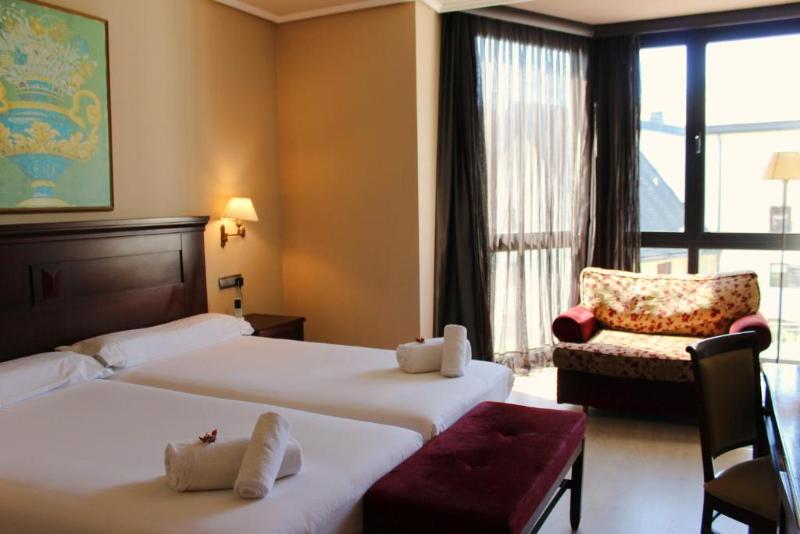 اتاق استاندارد سه نفره, Sno Villa De Sallent 4