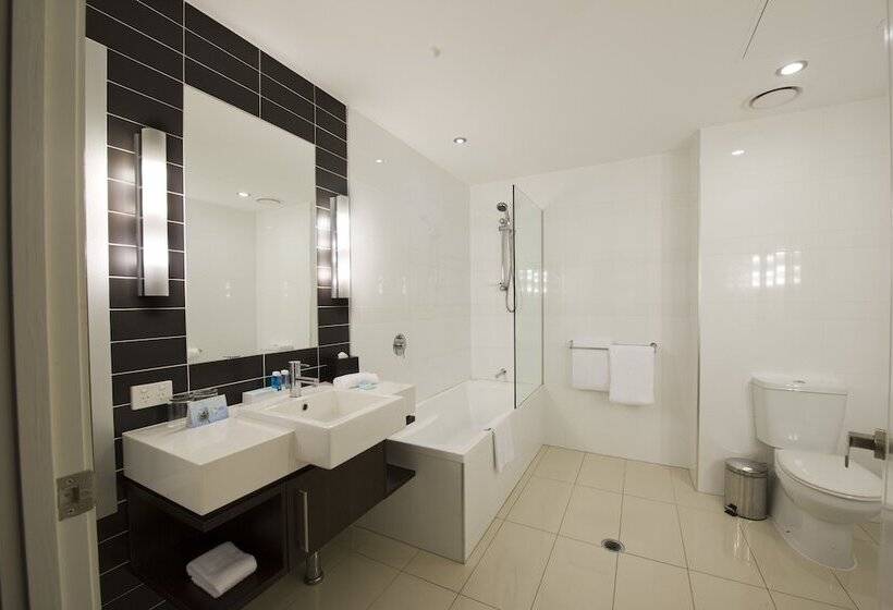 스탠다드 룸 더블 침대 2개, Novotel Brisbane Airport