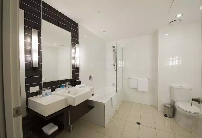 سوییت اجرایی, Novotel Brisbane Airport