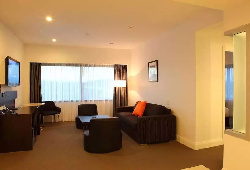 سوییت اجرایی, Novotel Brisbane Airport