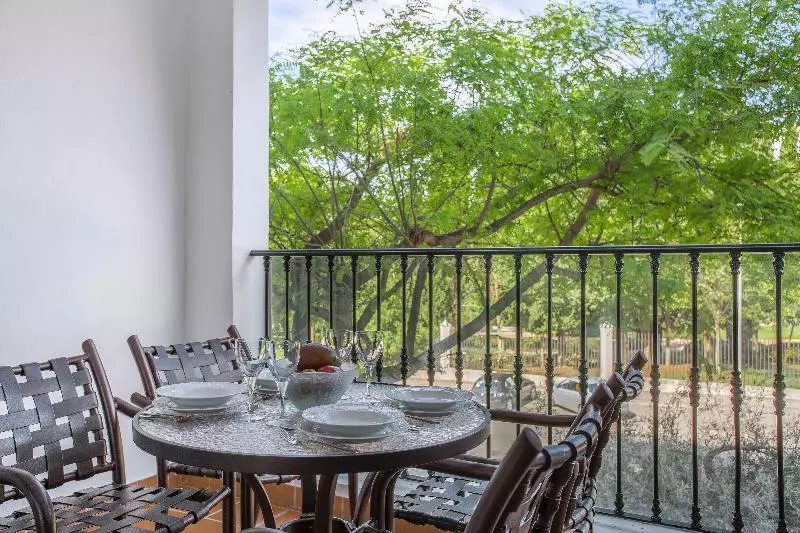 استودیوی استاندارد, Royal Oasis Club At Pueblo Quinta