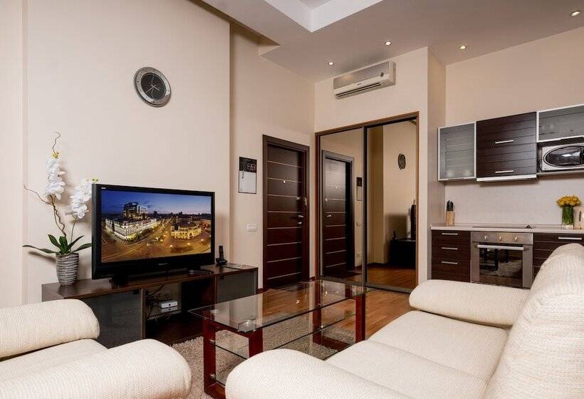 1 Szobás Apartman, Senator City Center