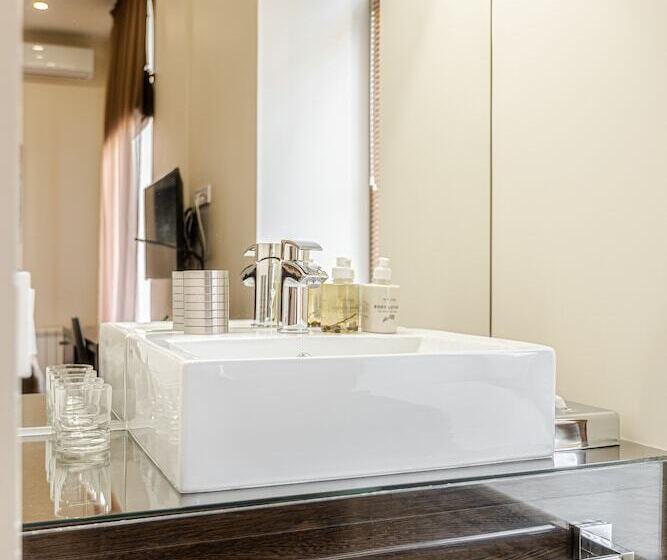 Superior Szoba, Senator City Center