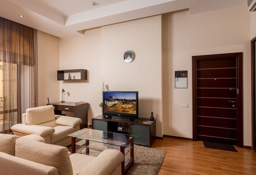 1 Szobás Apartman, Senator City Center