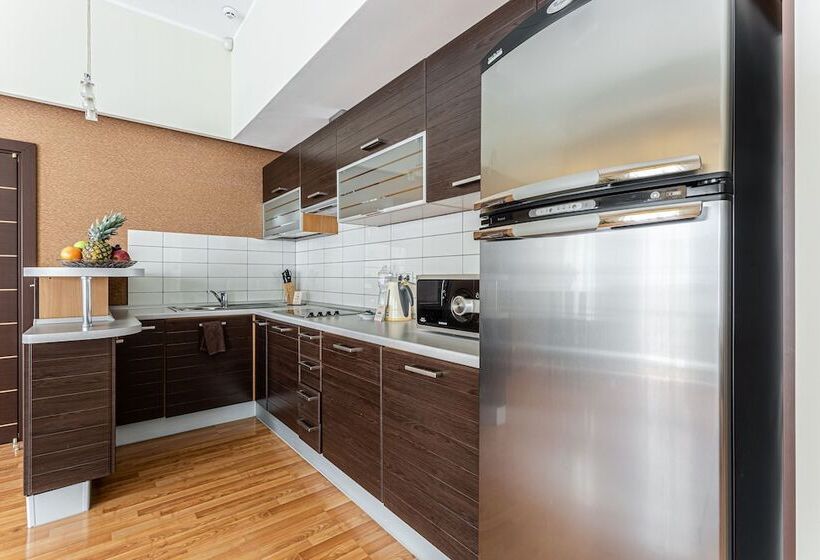 1 Szobás Apartman, Senator City Center