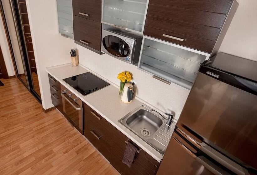 1 Szobás Apartman, Senator City Center