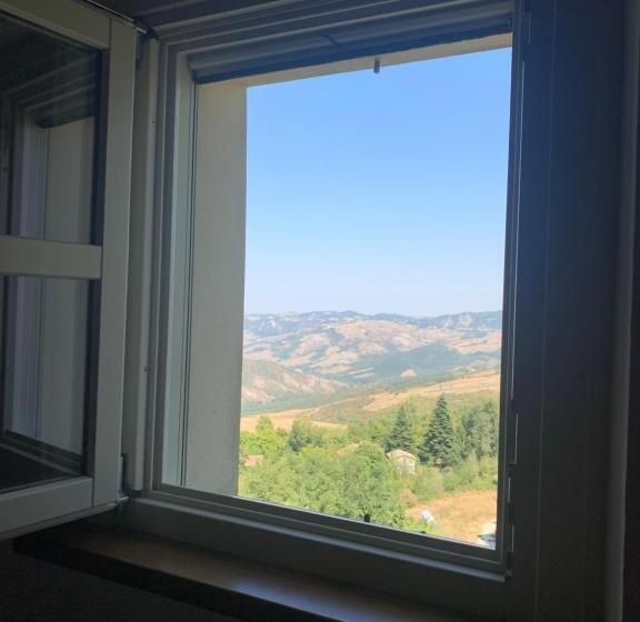 דירת שני חדרים, Borgo La Morra