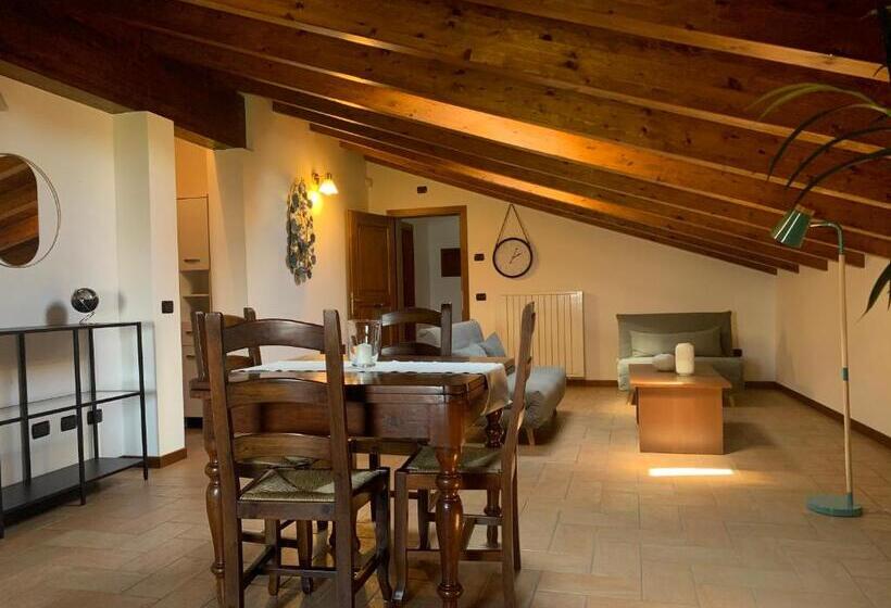 דירת שני חדרים, Borgo La Morra