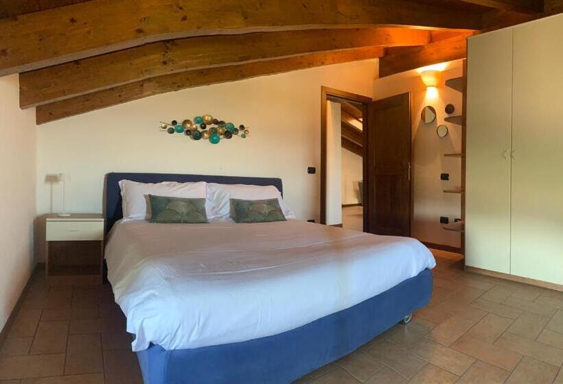 דירת שני חדרים, Borgo La Morra